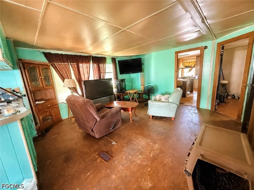809 8th Street NW Moore Haven FL 33471