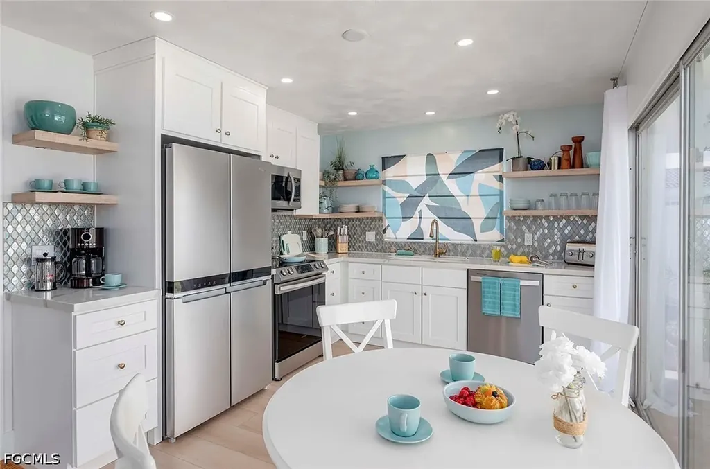 1432 Wellington Court Cape Coral FL 33904
