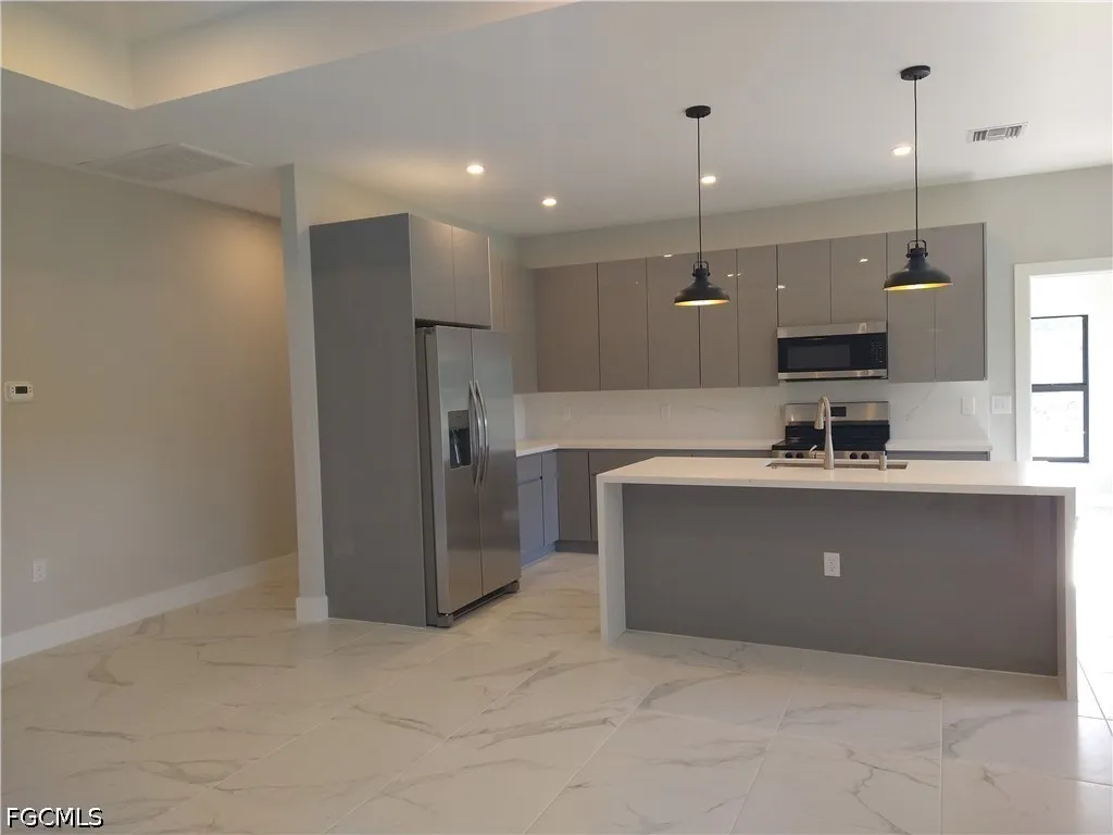 847 Bell Boulevard S Lehigh Acres FL 33974-5955