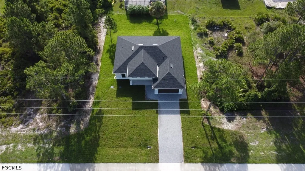 847 Bell Boulevard S Lehigh Acres FL 33974-5955
