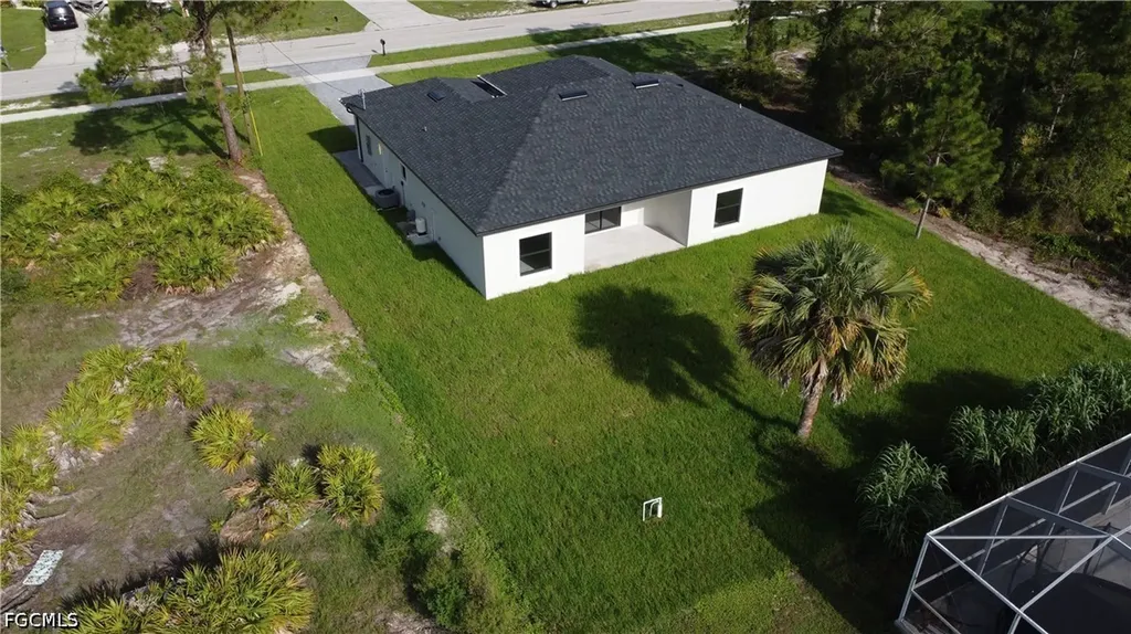 847 Bell Boulevard S Lehigh Acres FL 33974-5955