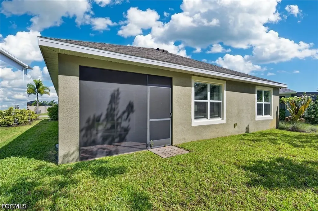 18508 Marlin Kite Lane North Fort Myers FL 33917