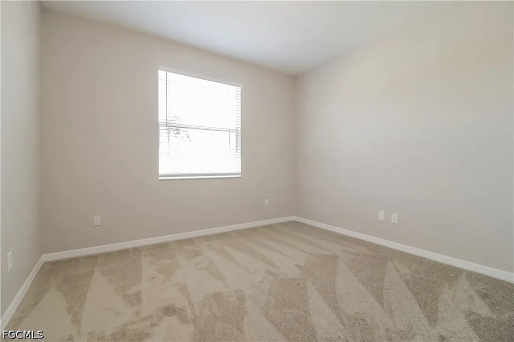 1013 SW 33rd Street Cape Coral FL 33914