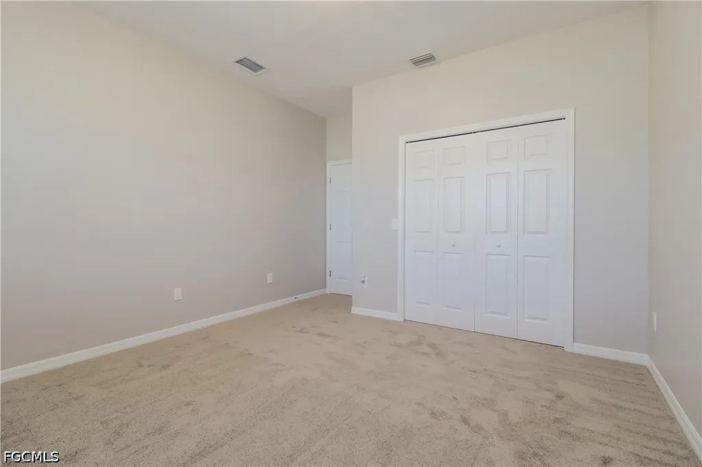 1013 SW 33rd Street Cape Coral FL 33914