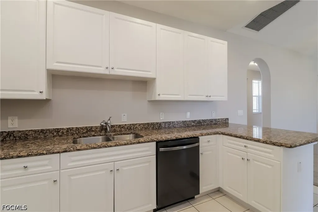 1013 SW 33rd Street Cape Coral FL 33914
