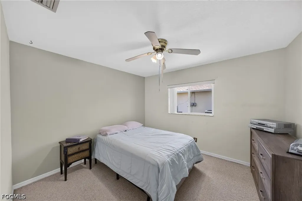 2613 SW 27th Street Cape Coral FL 33914