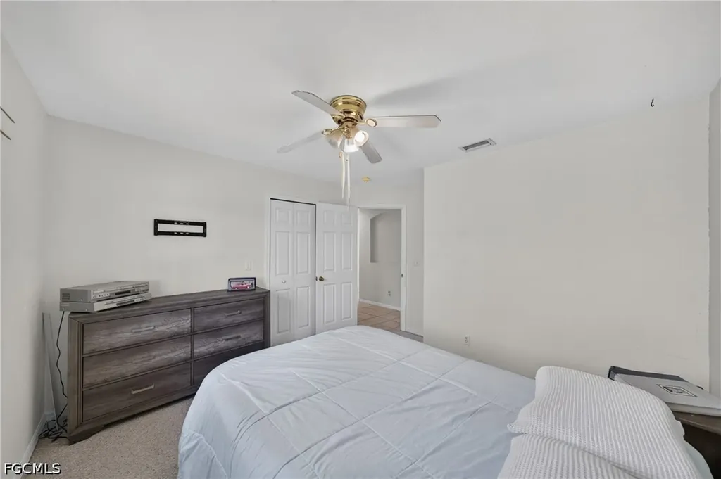 2613 SW 27th Street Cape Coral FL 33914
