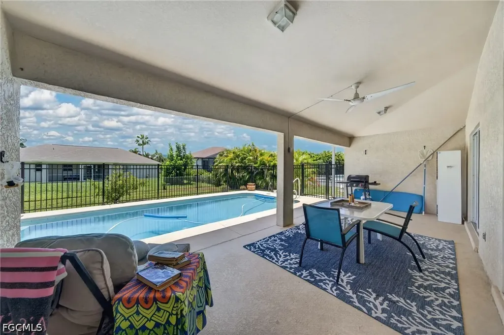 2613 SW 27th Street Cape Coral FL 33914