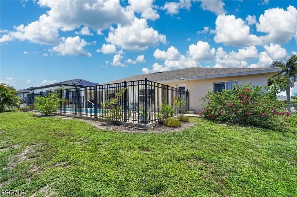 2613 SW 27th Street Cape Coral FL 33914