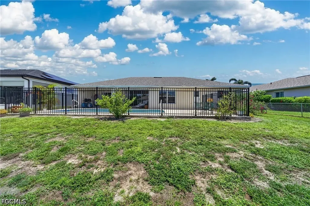 2613 SW 27th Street Cape Coral FL 33914