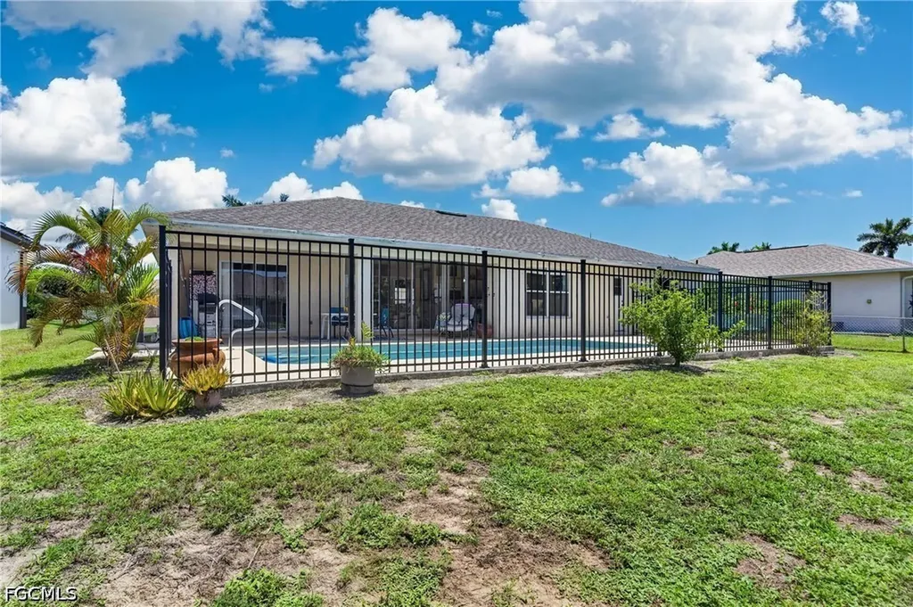 2613 SW 27th Street Cape Coral FL 33914