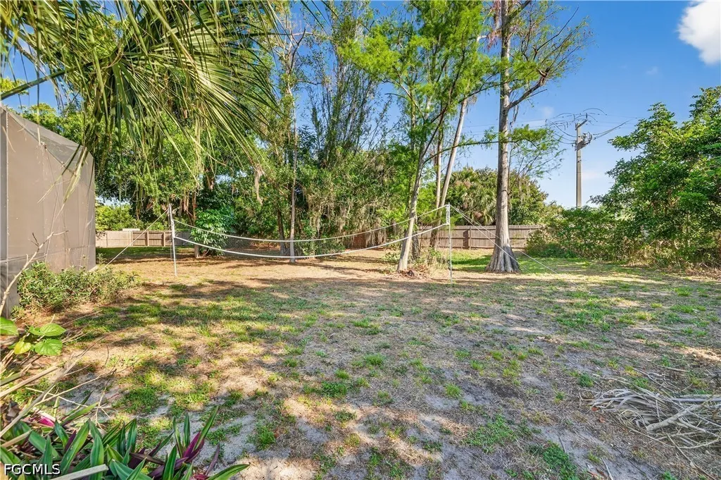 1576 Beechwood Trail Fort Myers FL 33919