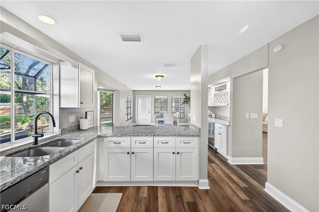 1576 Beechwood Trail Fort Myers FL 33919