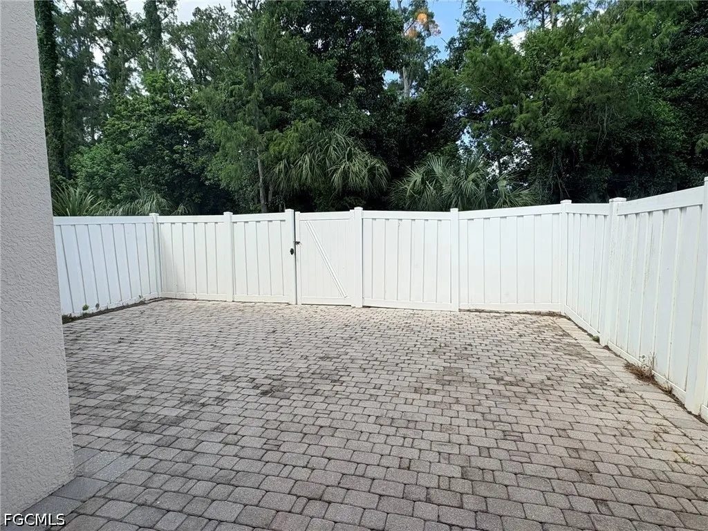 3636 Pine Oak Circle Fort Myers FL 33916