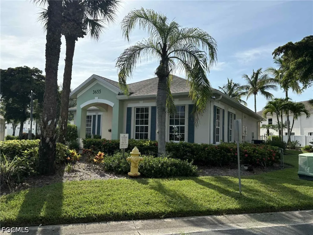 3636 Pine Oak Circle Fort Myers FL 33916