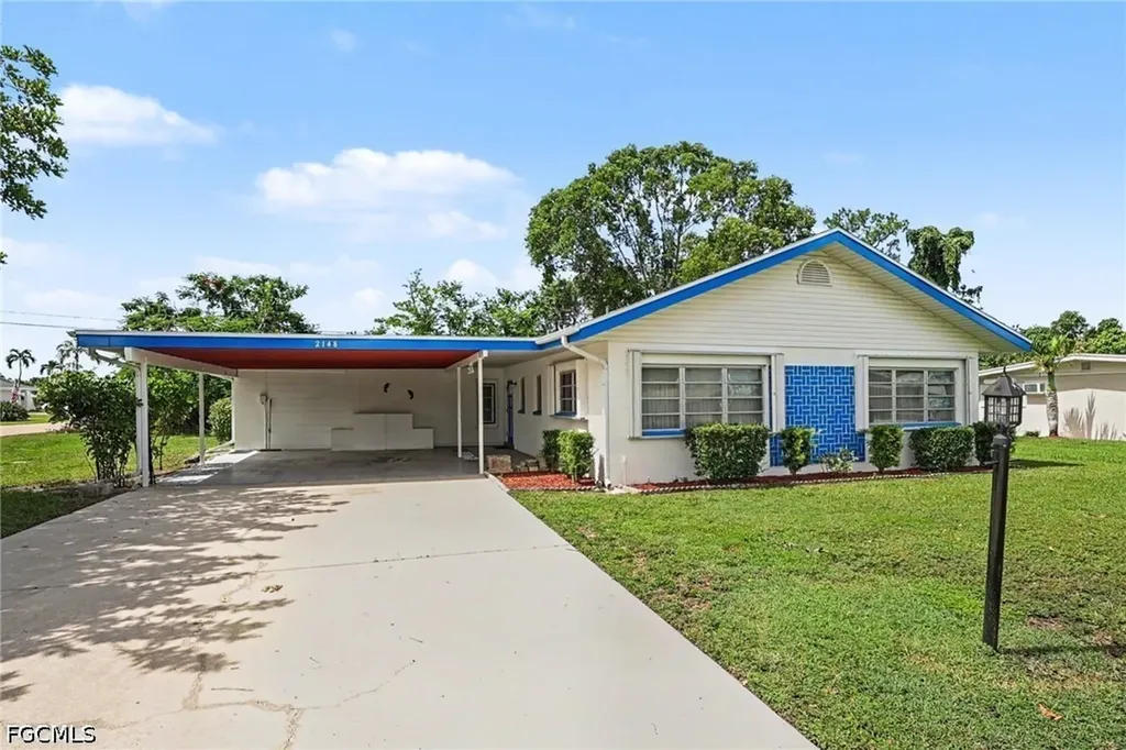 Fort Myers FL, 2148 Gorham Avenue