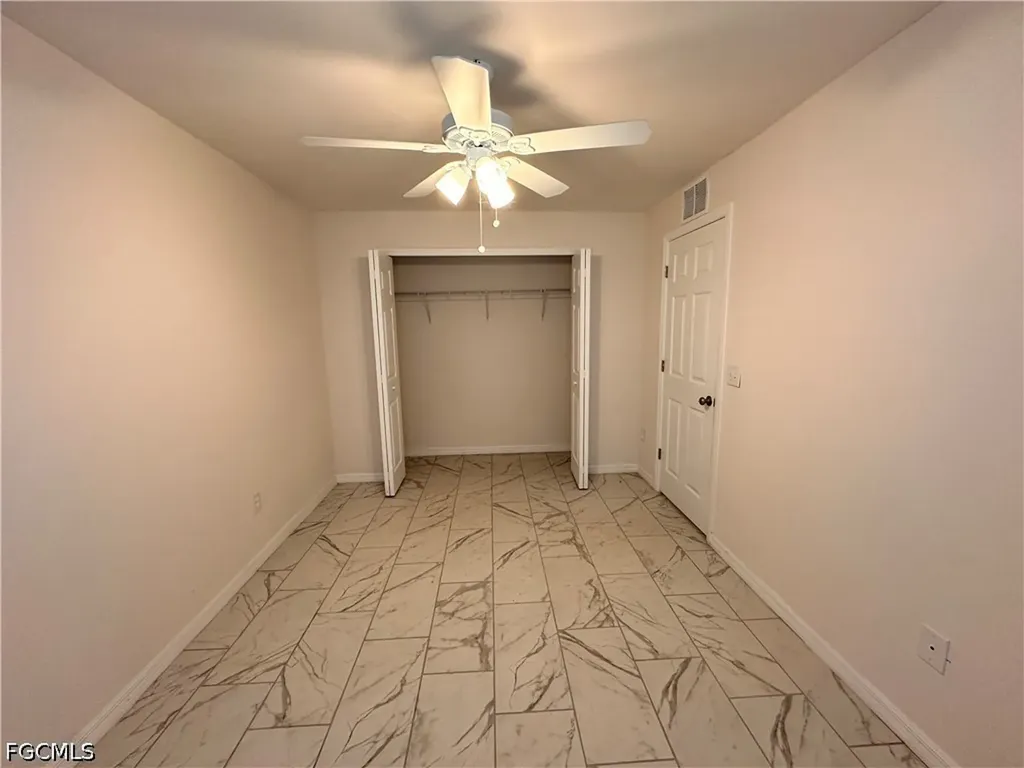 526-528 SE 4th Terrace Cape Coral FL 33990