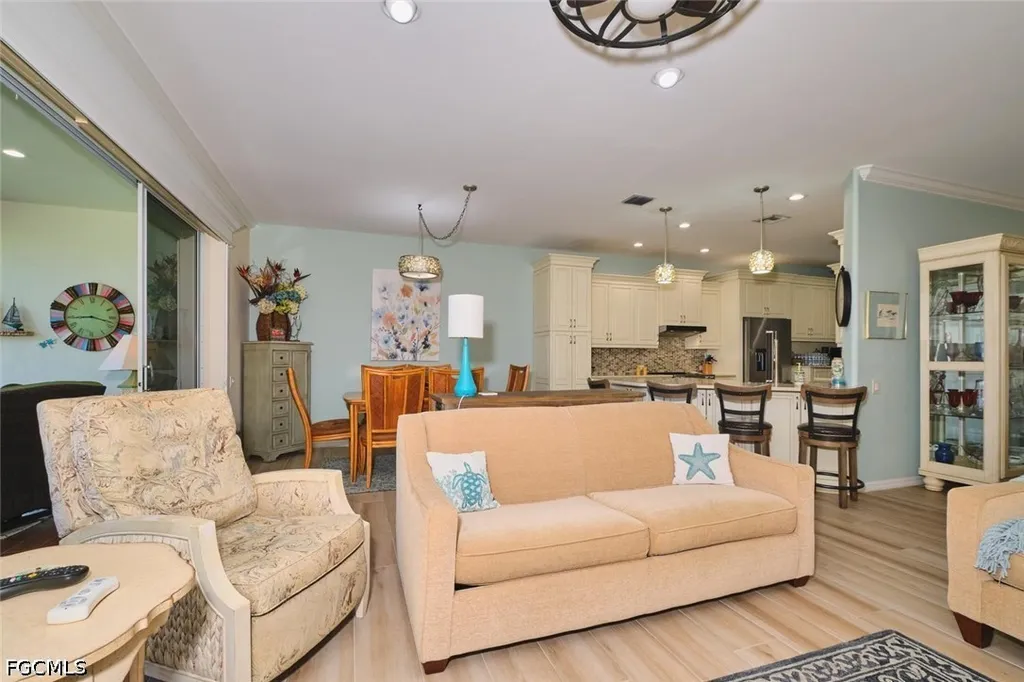 8838 Middlebrook Drive Fort Myers FL 33908