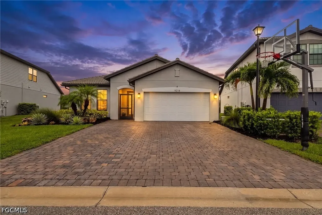 Fort Myers FL, 9214 Bexley Drive