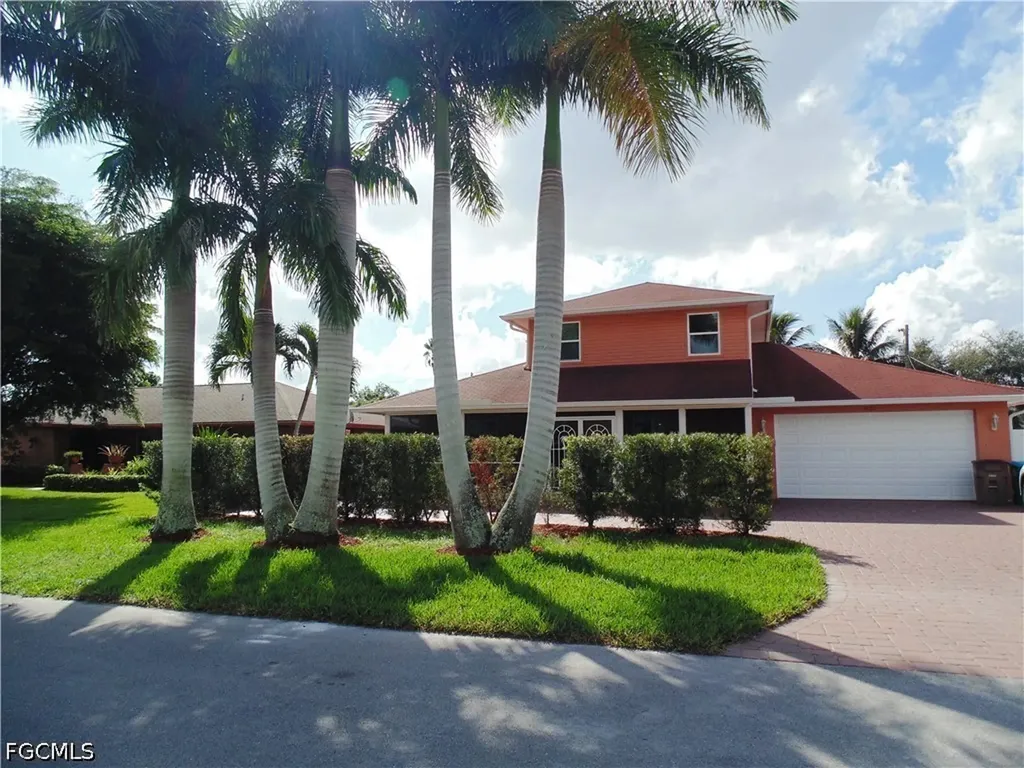 1120 SE 33 Terrace Cape Coral FL 33904