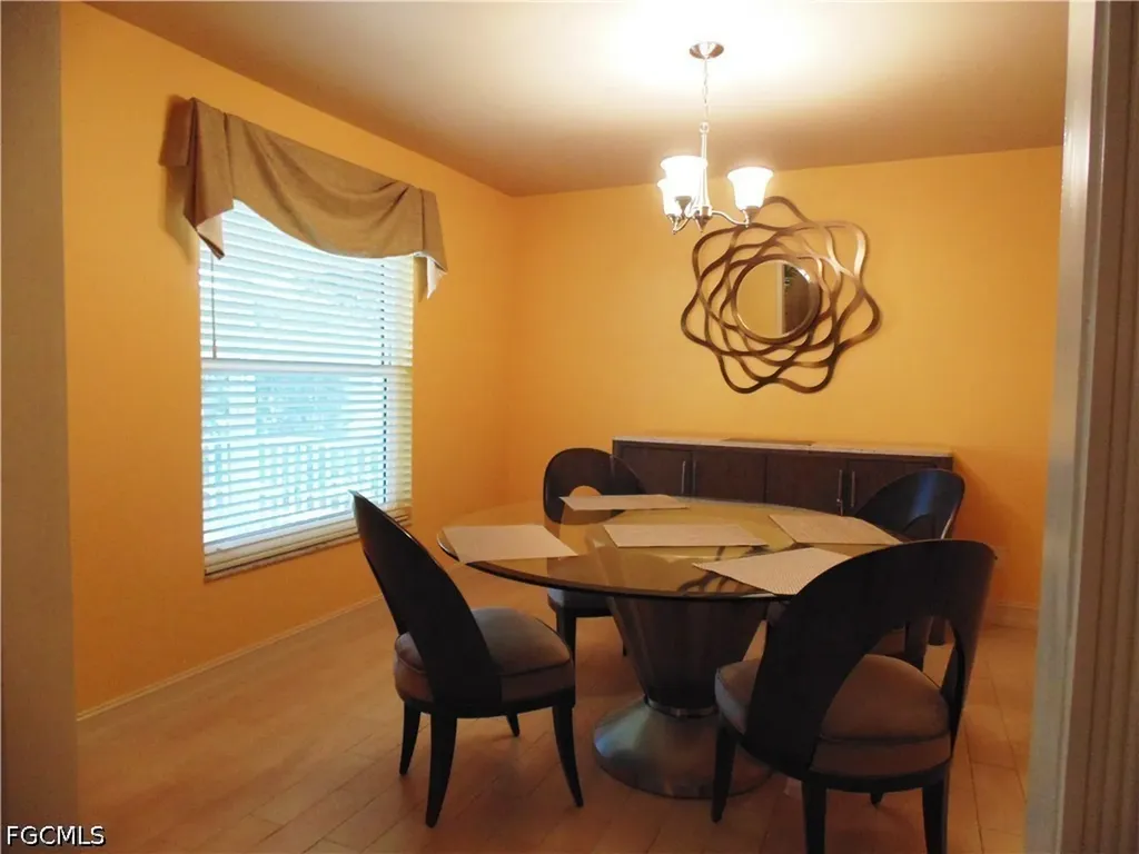 1120 SE 33 Terrace Cape Coral FL 33904