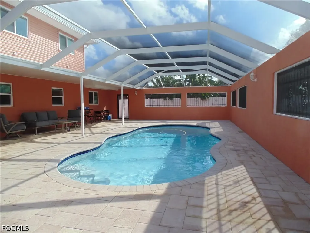 1120 SE 33 Terrace Cape Coral FL 33904