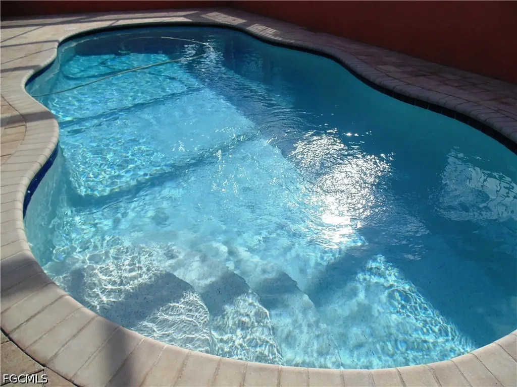 1120 SE 33 Terrace Cape Coral FL 33904