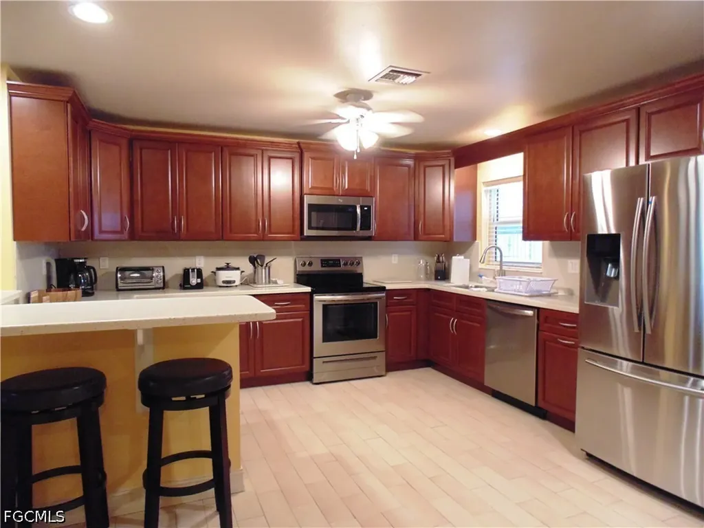 1120 SE 33 Terrace Cape Coral FL 33904