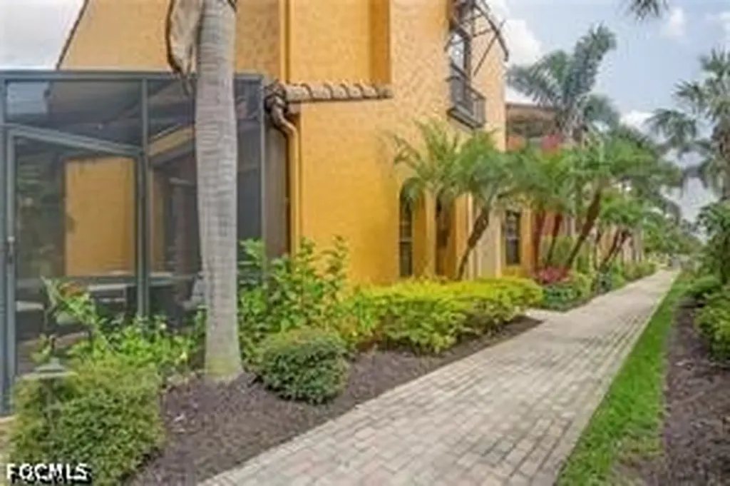 11936 Izarra Way Fort Myers FL 33912