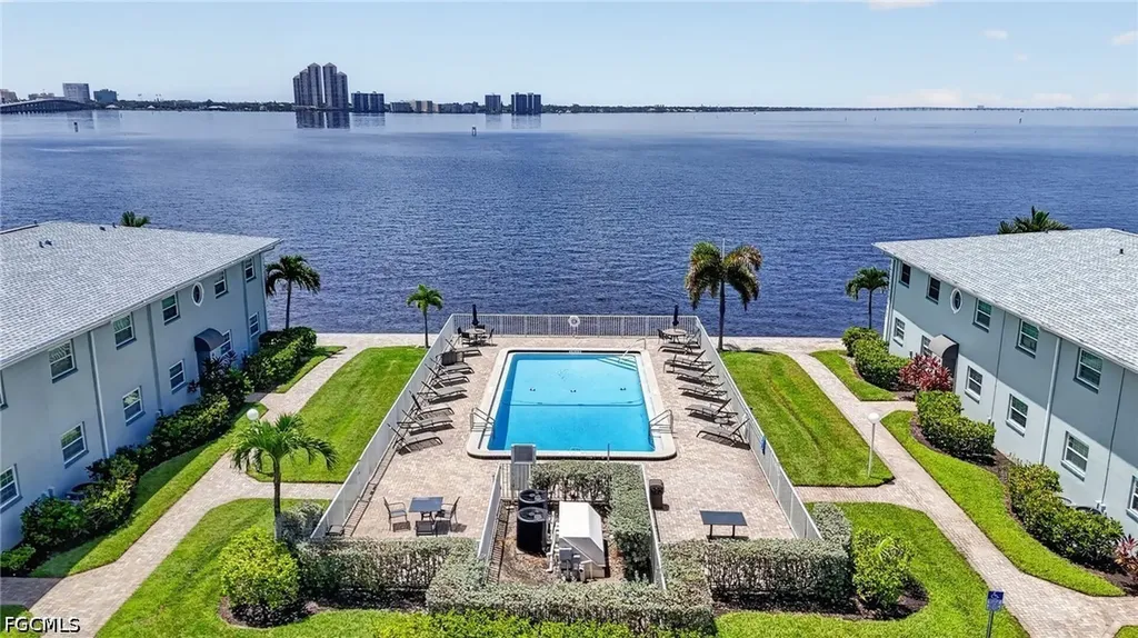 3340 N Key Drive North Fort Myers FL 33903