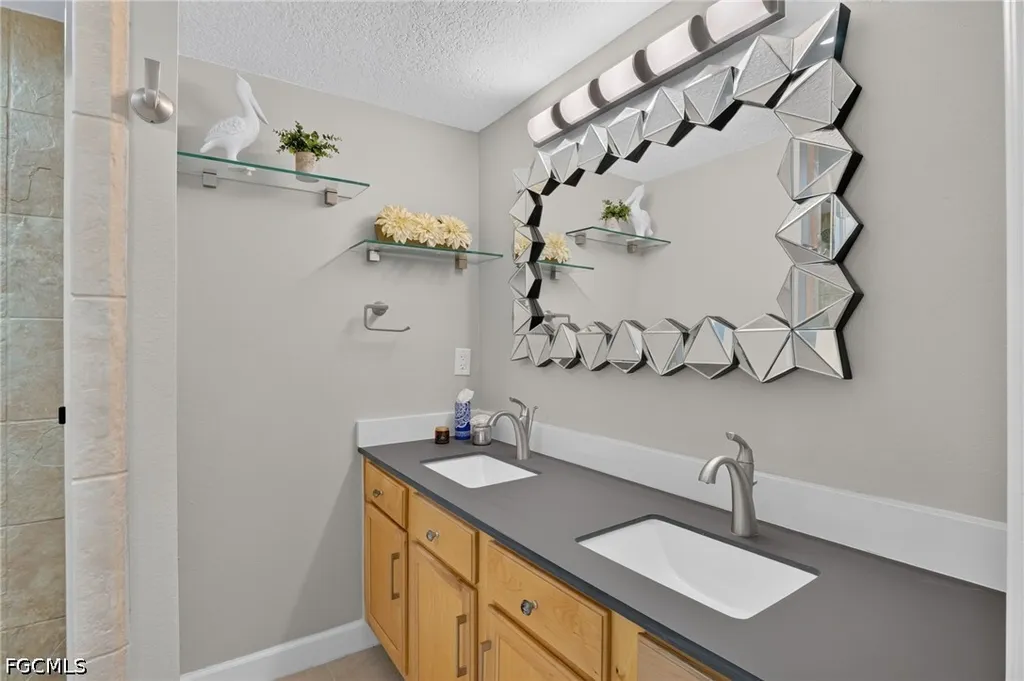 3340 N Key Drive North Fort Myers FL 33903