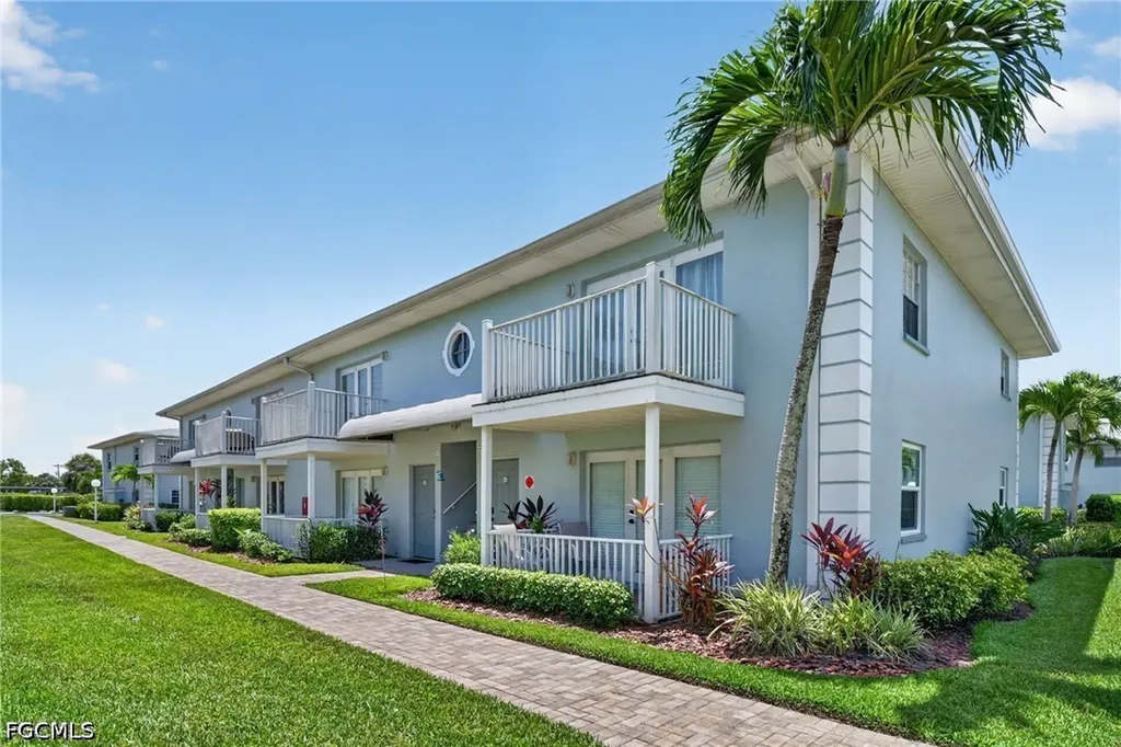 3340 N Key Drive North Fort Myers FL 33903