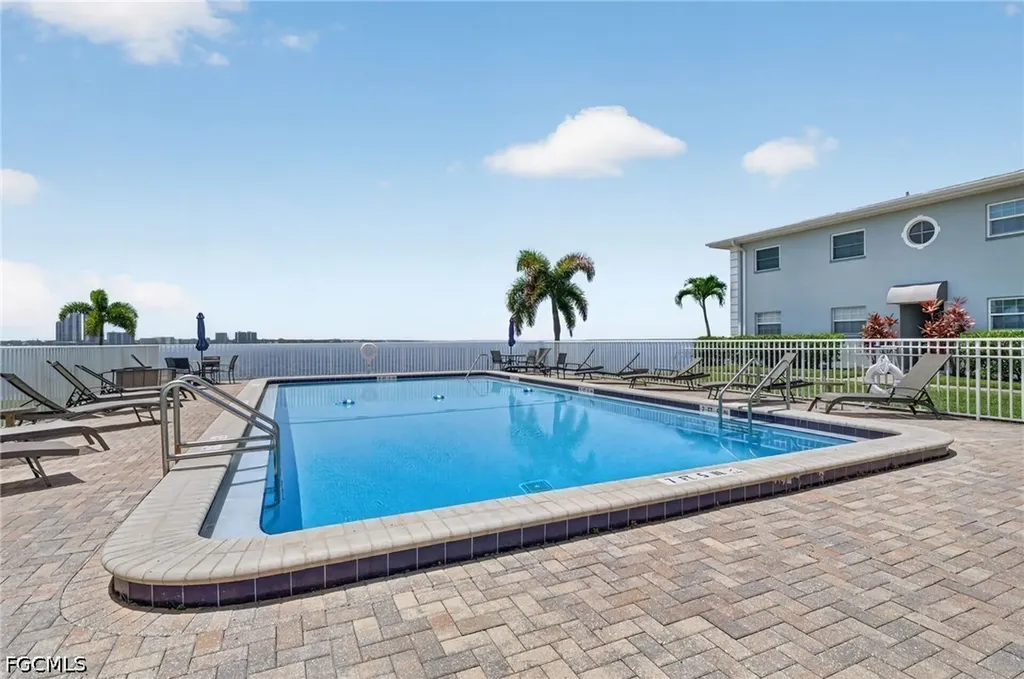 3340 N Key Drive North Fort Myers FL 33903