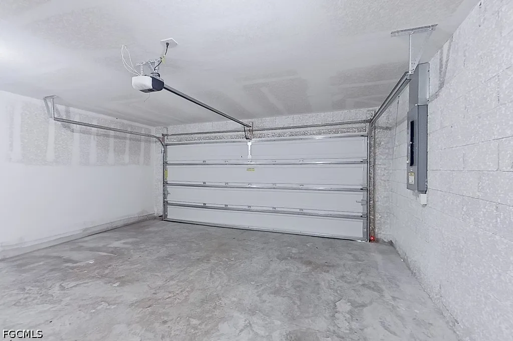 9141 Aegean Circle Lehigh Acres FL 33936