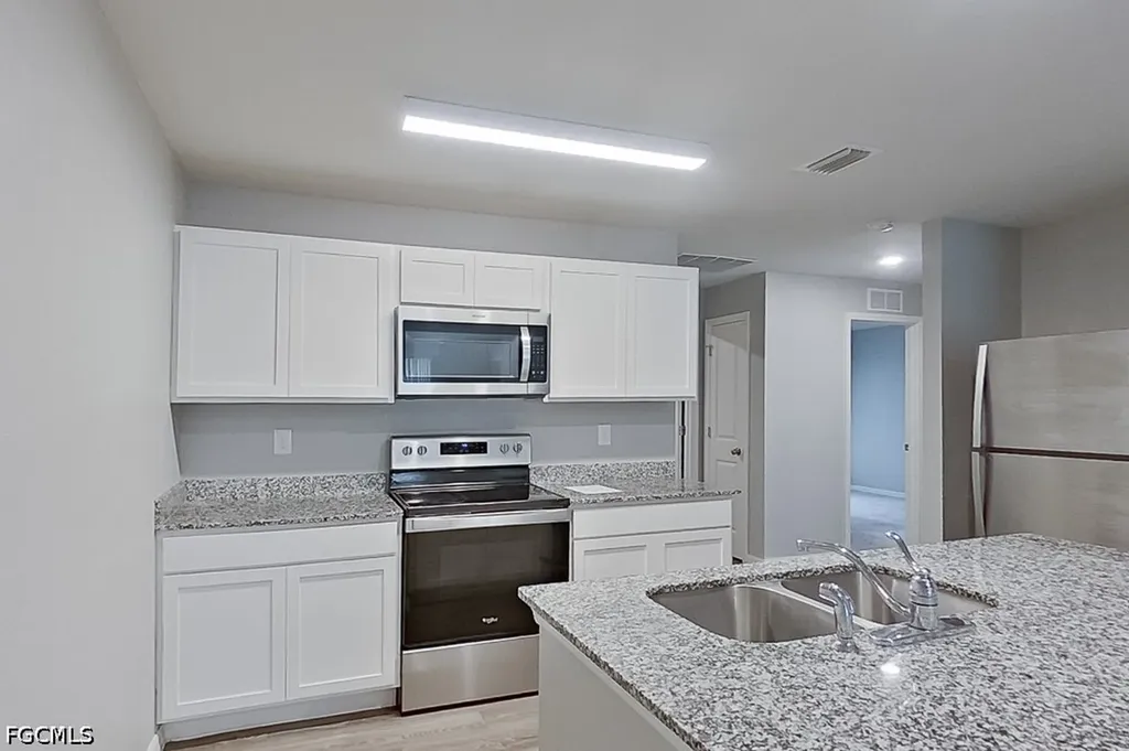 9141 Aegean Circle Lehigh Acres FL 33936