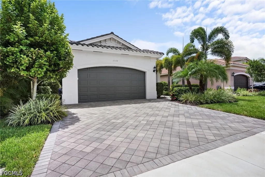 11536 Foxbriar Lane Fort Myers FL 33913