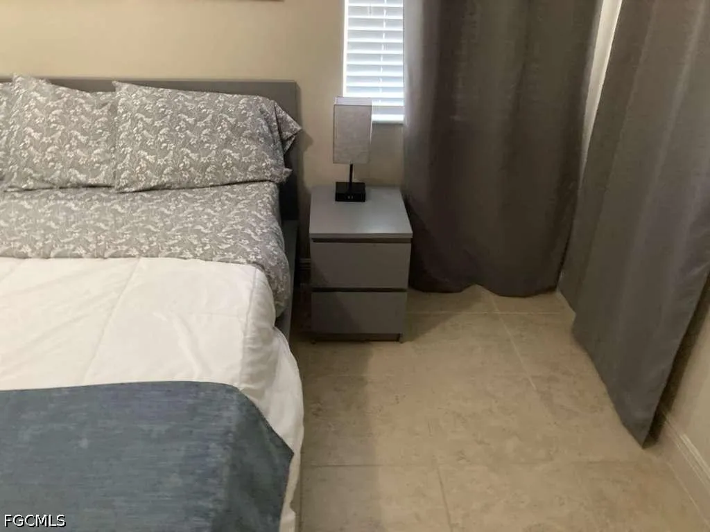 2637 NW 1st Street Cape Coral FL 33993