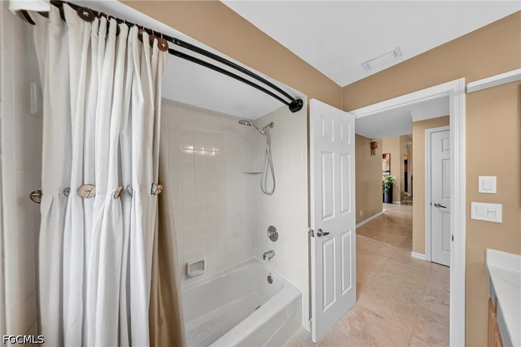 6090 Anchorline Court North Fort Myers FL 33917