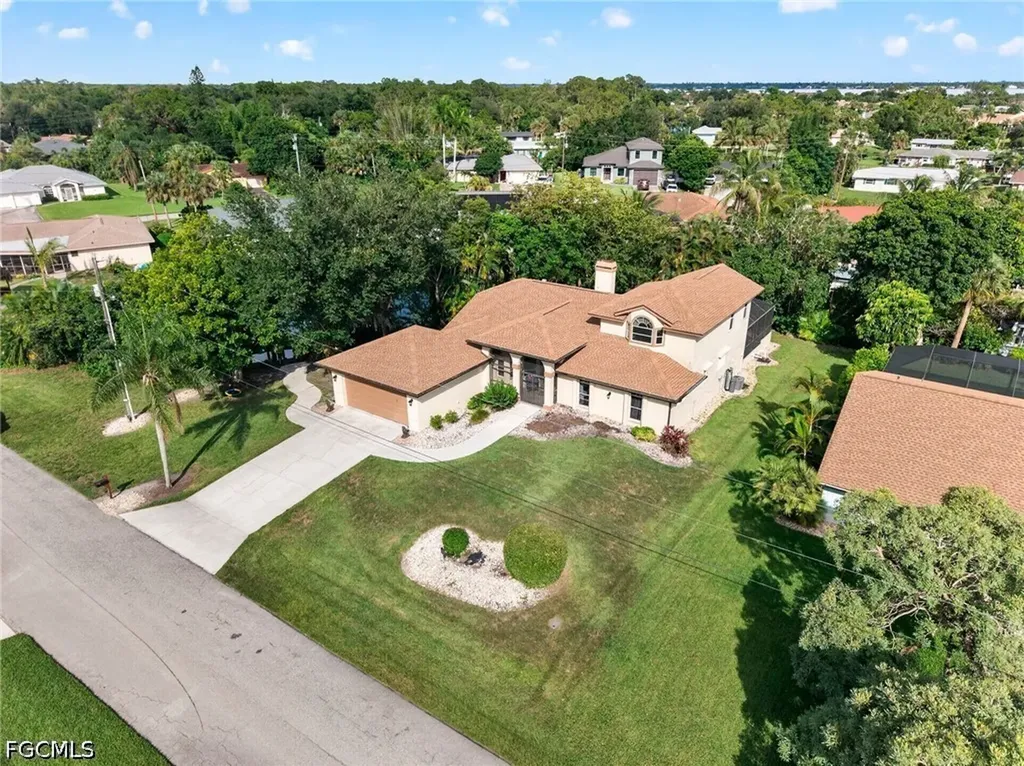 6090 Anchorline Court North Fort Myers FL 33917