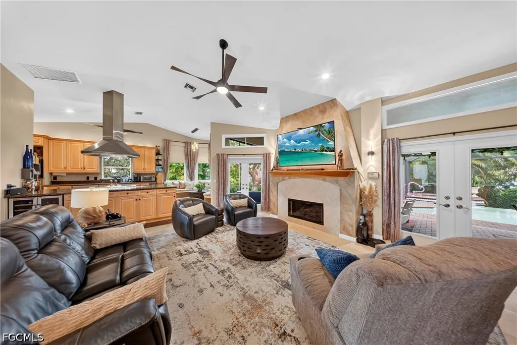 6090 Anchorline Court North Fort Myers FL 33917
