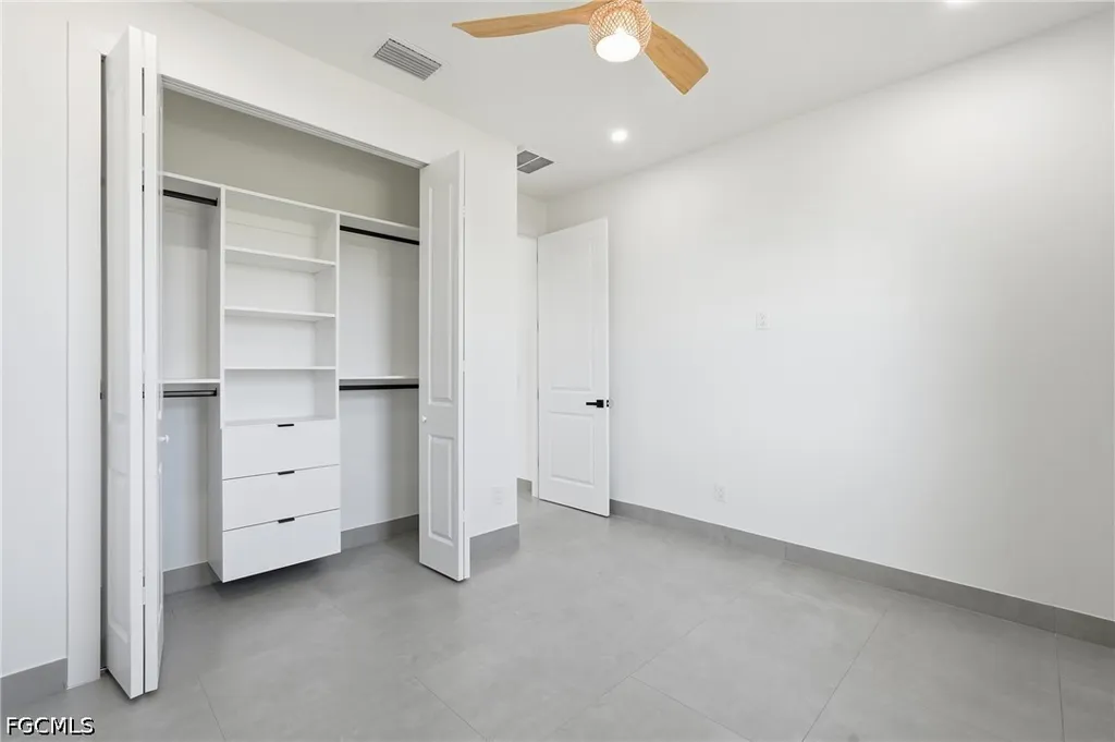 6 NW 9th Street Cape Coral FL 33993