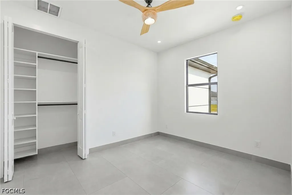 6 NW 9th Street Cape Coral FL 33993