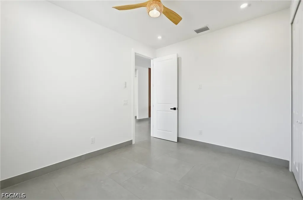 6 NW 9th Street Cape Coral FL 33993
