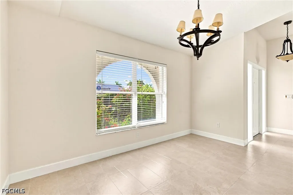1508 SE 5th Court Cape Coral FL 33990