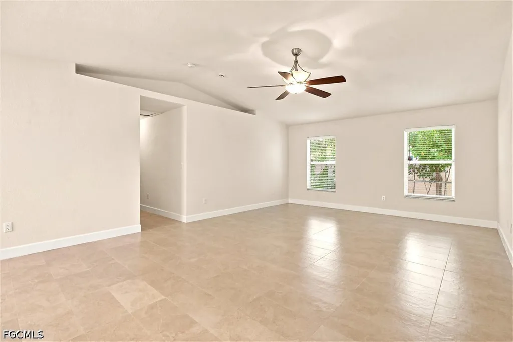 1508 SE 5th Court Cape Coral FL 33990