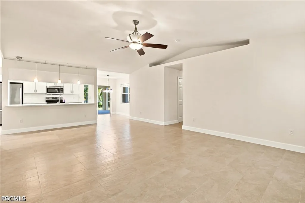 1508 SE 5th Court Cape Coral FL 33990