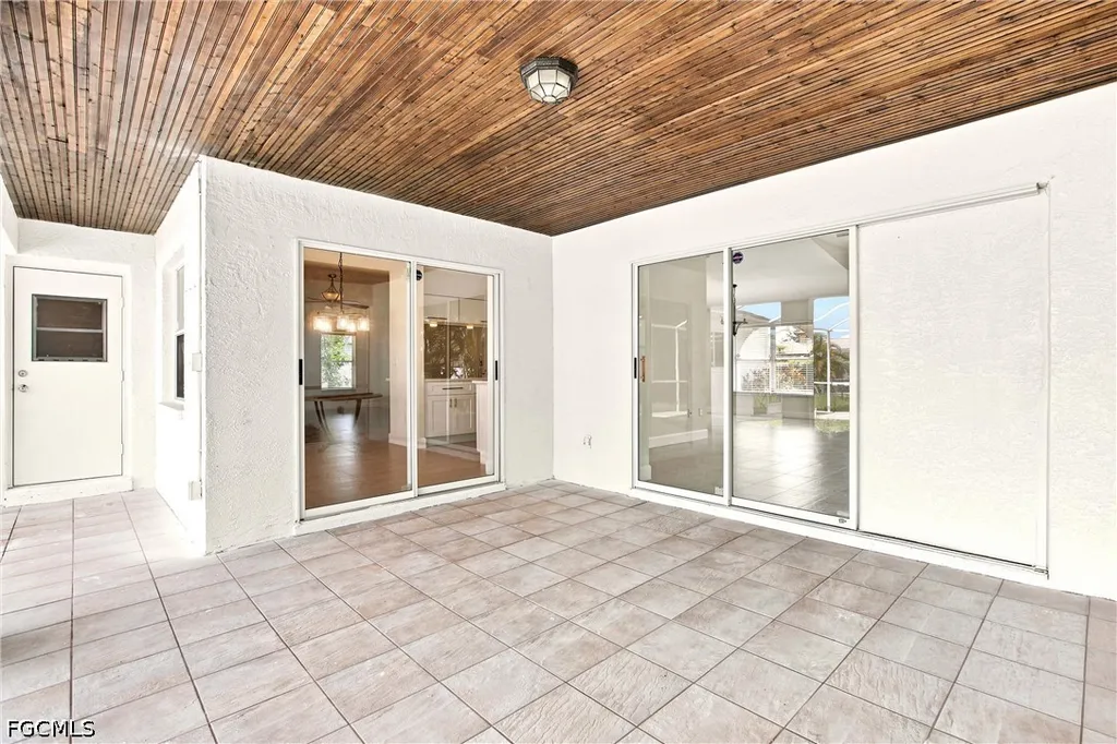 1508 SE 5th Court Cape Coral FL 33990