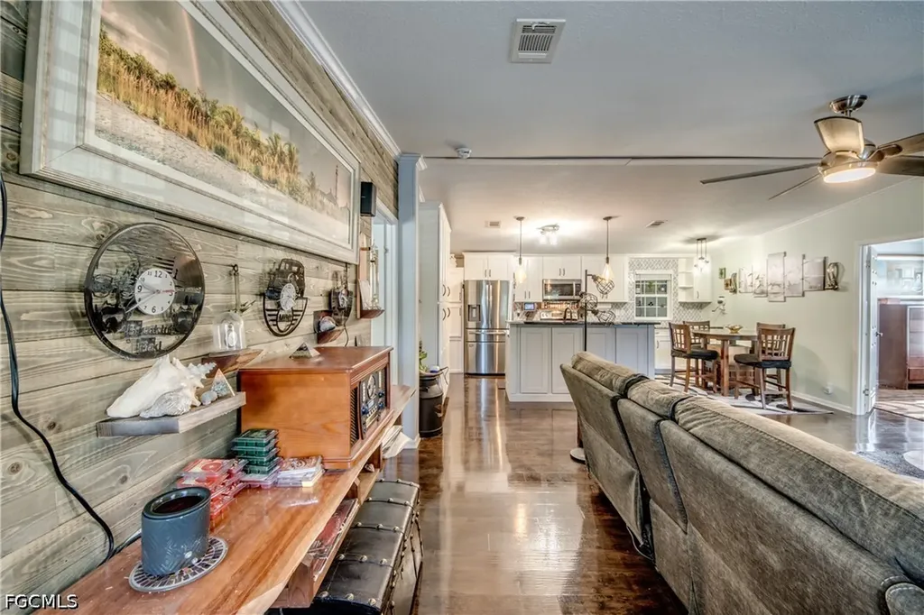 356 Sacramento Street North Fort Myers FL 33903