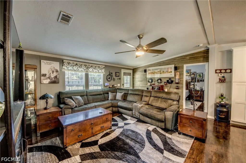 356 Sacramento Street North Fort Myers FL 33903