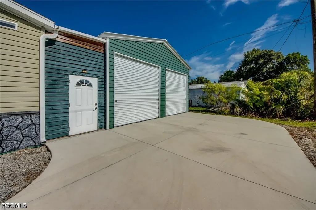 356 Sacramento Street North Fort Myers FL 33903